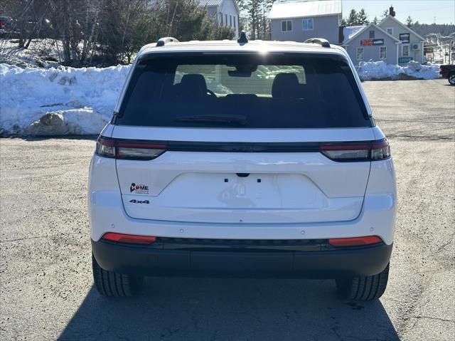 new 2025 Jeep Grand Cherokee car, priced at $48,575