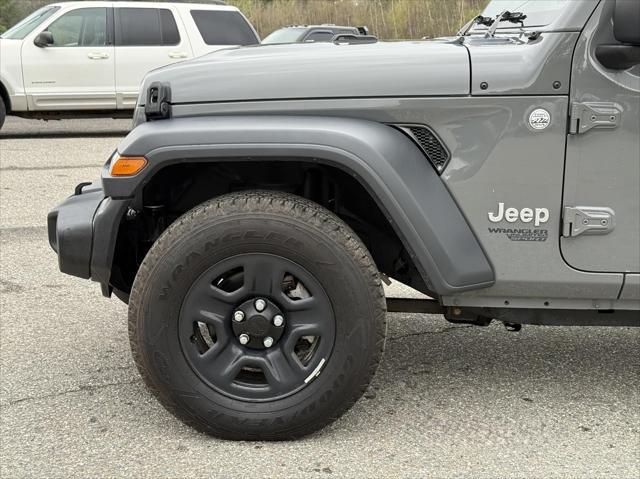 used 2018 Jeep Wrangler Unlimited car, priced at $21,365