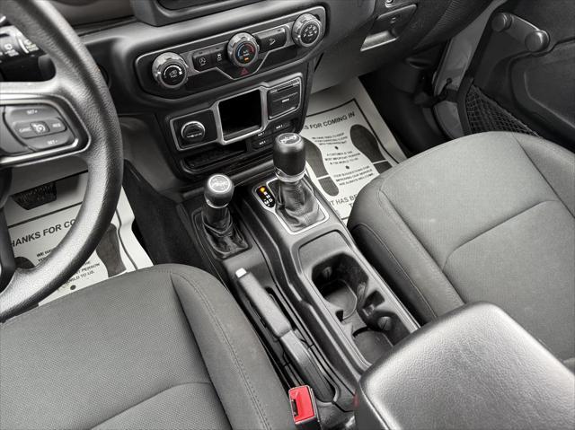 used 2018 Jeep Wrangler Unlimited car, priced at $21,365