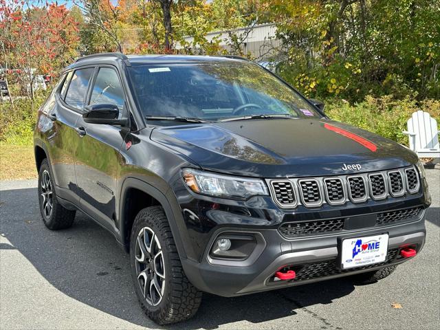 new 2025 Jeep Compass car, priced at $38,930