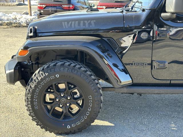 new 2025 Jeep Gladiator car, priced at $54,270