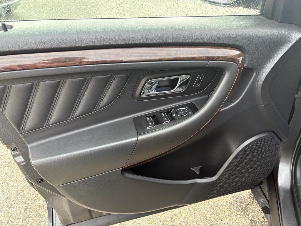 used 2015 Ford Taurus car, priced at $12,487