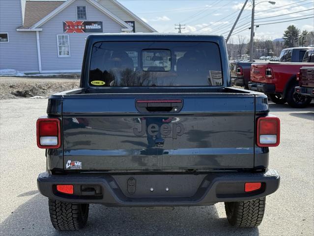new 2025 Jeep Gladiator car, priced at $45,780
