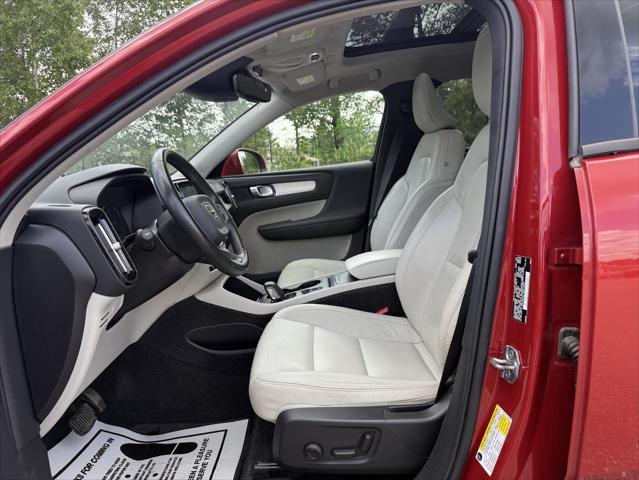 used 2020 Volvo XC40 car, priced at $22,331