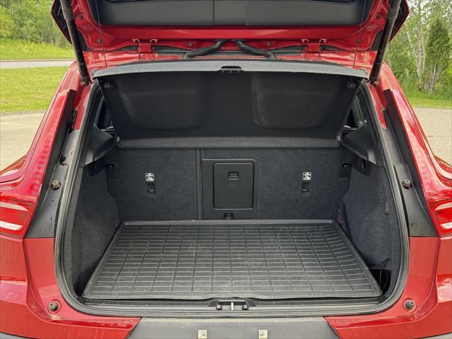 used 2020 Volvo XC40 car, priced at $22,331