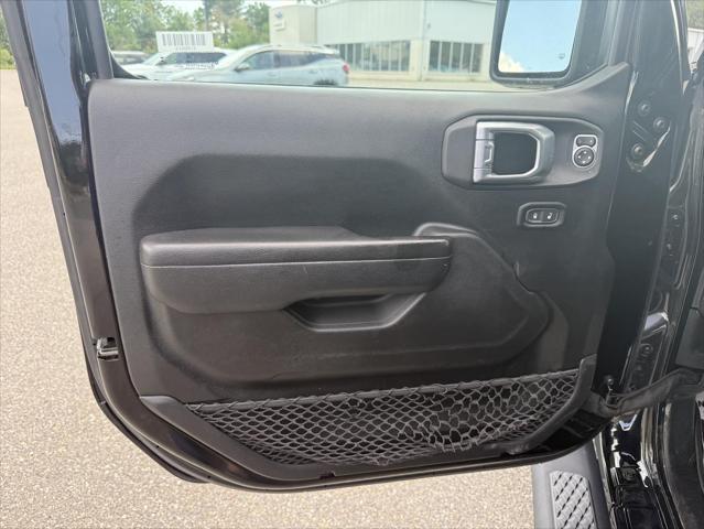 used 2023 Jeep Gladiator car, priced at $30,428