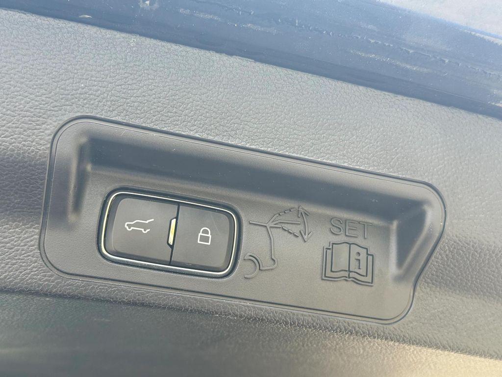 used 2021 Ford Explorer car, priced at $25,999