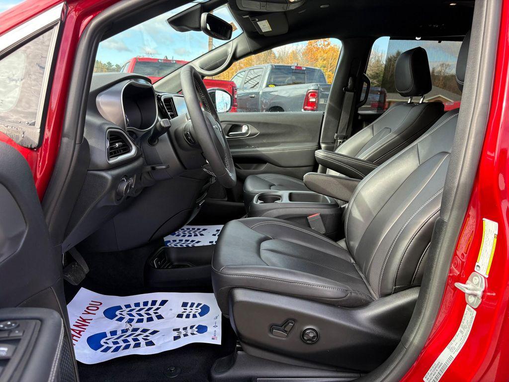 new 2025 Chrysler Voyager car, priced at $42,185