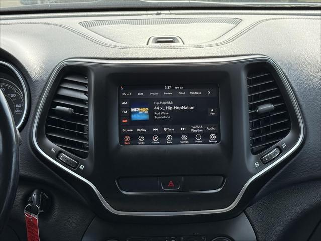 used 2020 Jeep Cherokee car, priced at $16,390