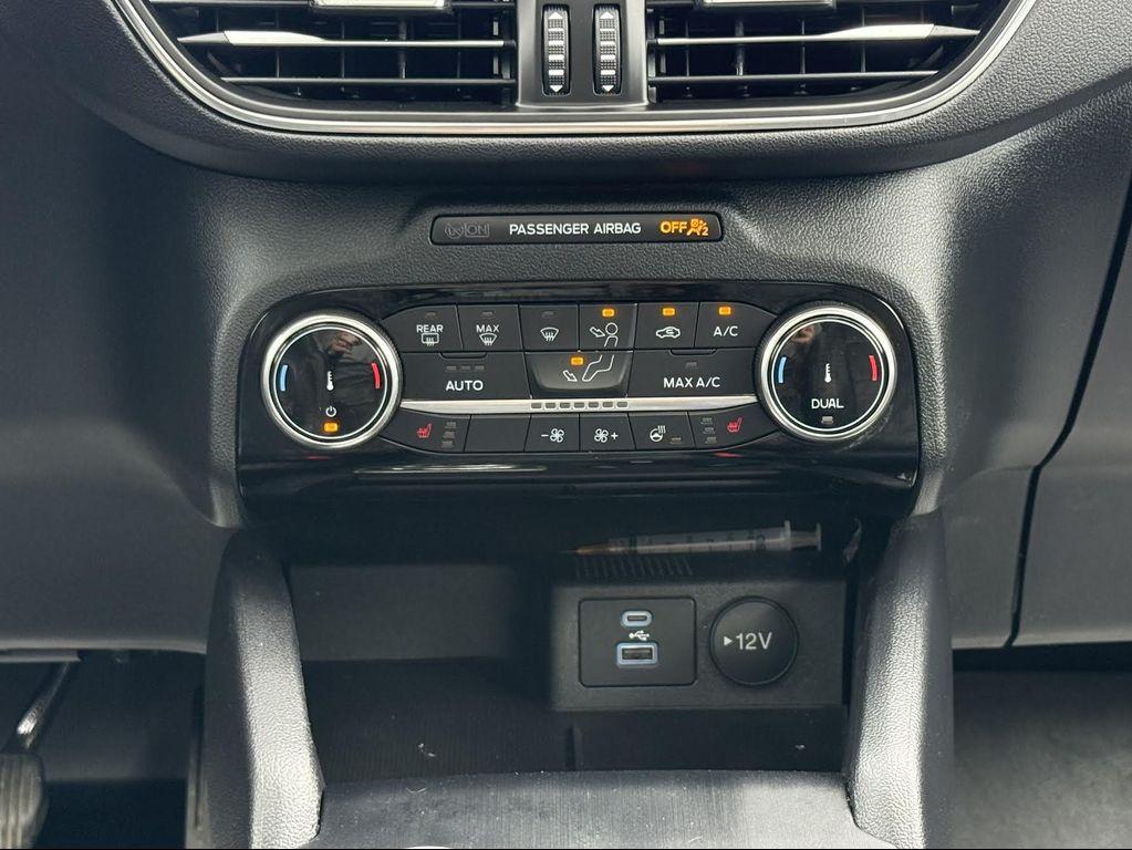 used 2022 Ford Escape car, priced at $23,064