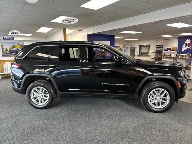 new 2025 Jeep Grand Cherokee car, priced at $43,170