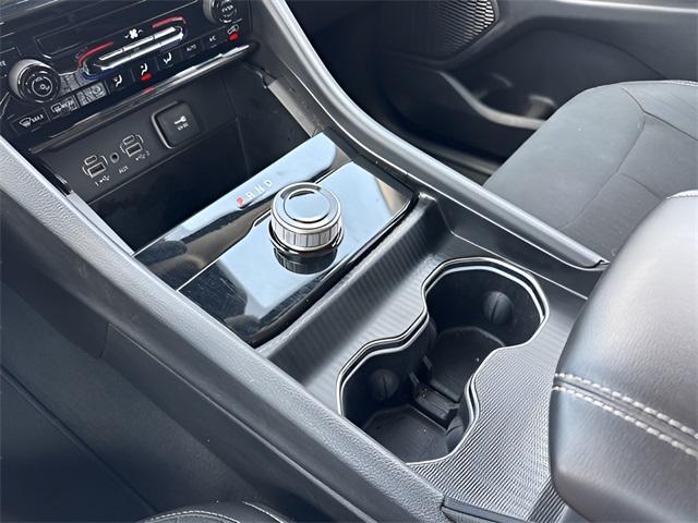 used 2023 Jeep Grand Cherokee car, priced at $27,995