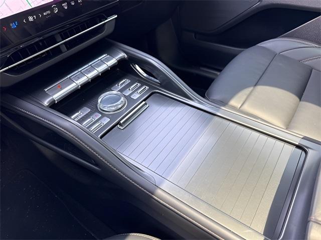 used 2024 Lincoln Nautilus car, priced at $49,998