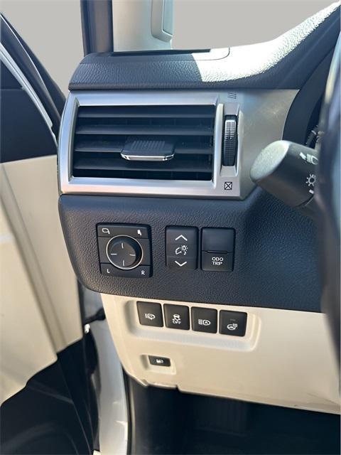 used 2021 Lexus GX 460 car, priced at $37,660