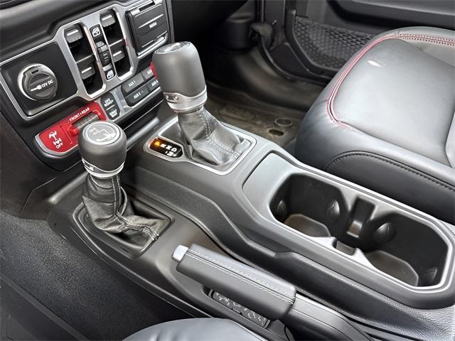 new 2025 Jeep Wrangler car, priced at $56,627