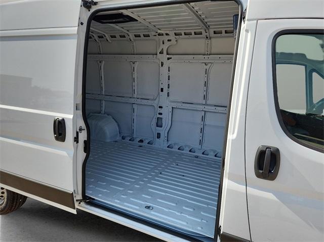 new 2024 Ram ProMaster 3500 car, priced at $49,610