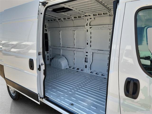 new 2024 Ram ProMaster 3500 car, priced at $54,360