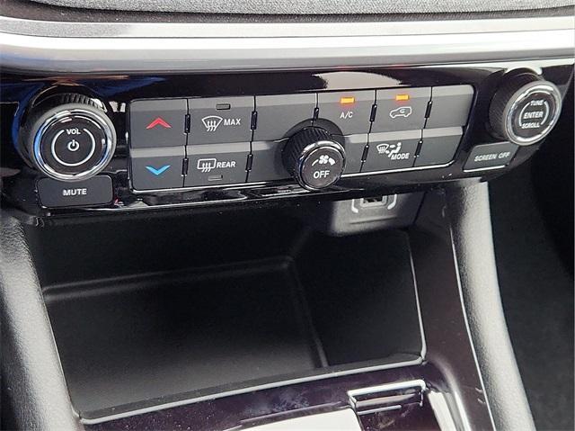 new 2025 Jeep Compass car, priced at $27,090