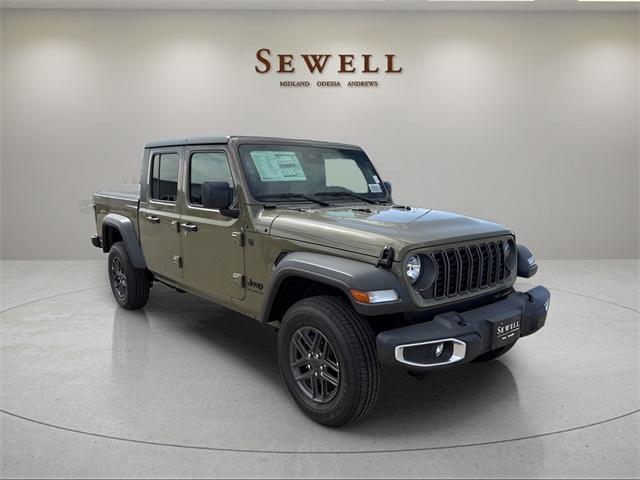 new 2025 Jeep Gladiator car, priced at $46,323