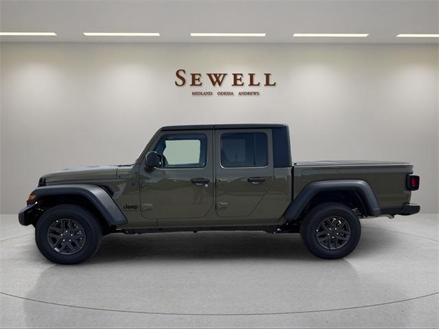 new 2025 Jeep Gladiator car, priced at $46,323