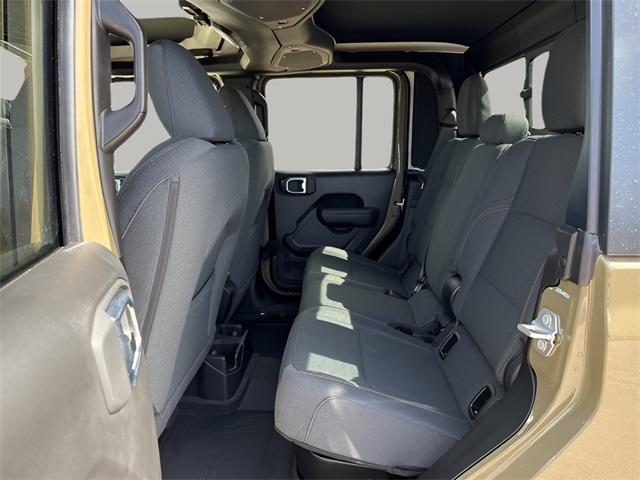 new 2025 Jeep Gladiator car, priced at $46,323