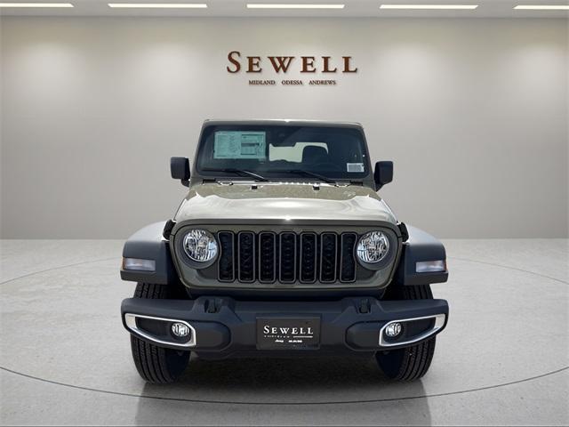 new 2025 Jeep Gladiator car, priced at $46,323