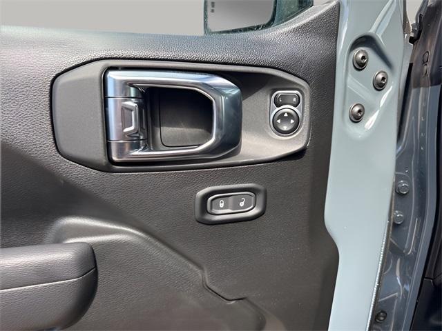 new 2025 Jeep Gladiator car, priced at $46,323
