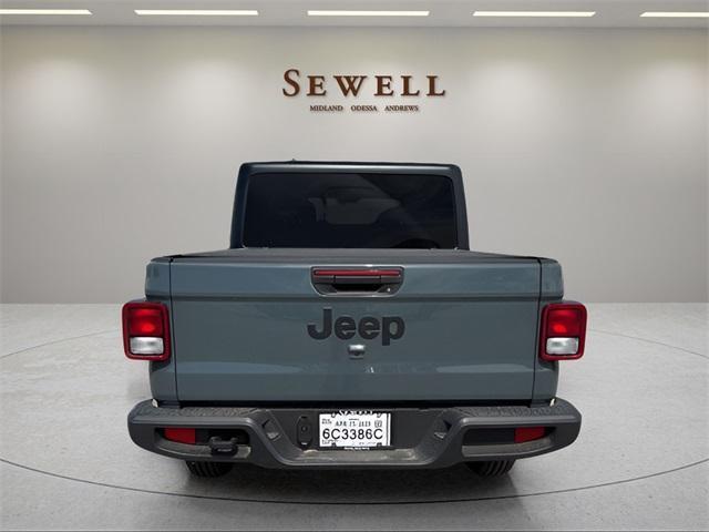 new 2025 Jeep Gladiator car, priced at $46,323