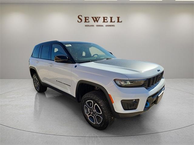 new 2022 Jeep Grand Cherokee 4xe car, priced at $59,988