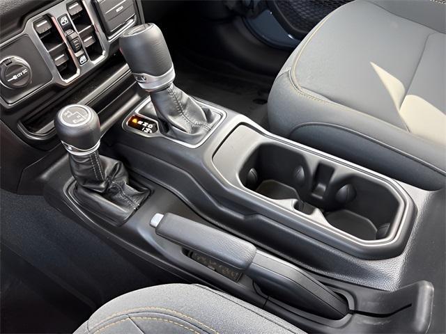new 2025 Jeep Gladiator car, priced at $46,323