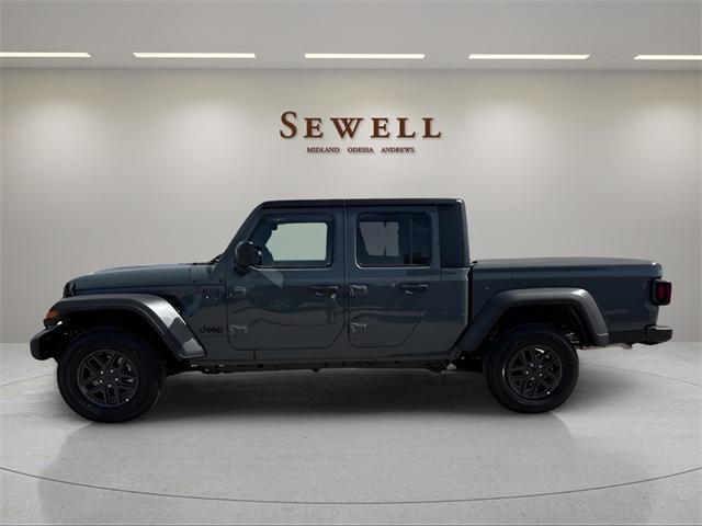 new 2025 Jeep Gladiator car, priced at $46,323