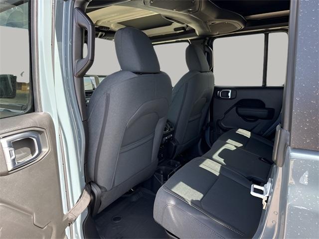 new 2025 Jeep Gladiator car, priced at $46,323