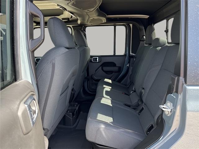 new 2025 Jeep Gladiator car, priced at $46,323