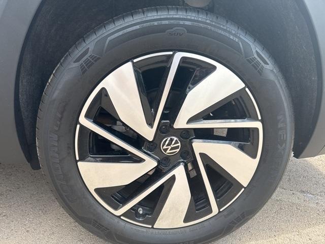 used 2024 Volkswagen Atlas car, priced at $35,991