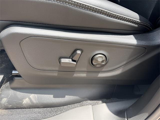 new 2025 Ram 1500 car, priced at $86,360