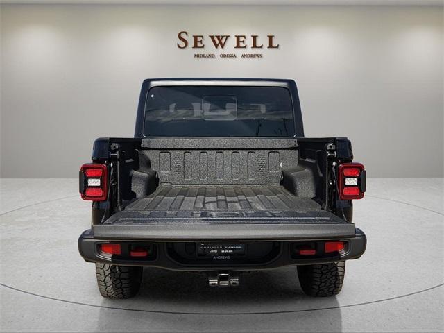 new 2025 Jeep Gladiator car, priced at $55,705