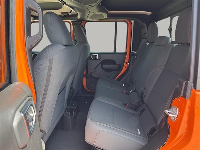 new 2025 Jeep Gladiator car, priced at $46,623