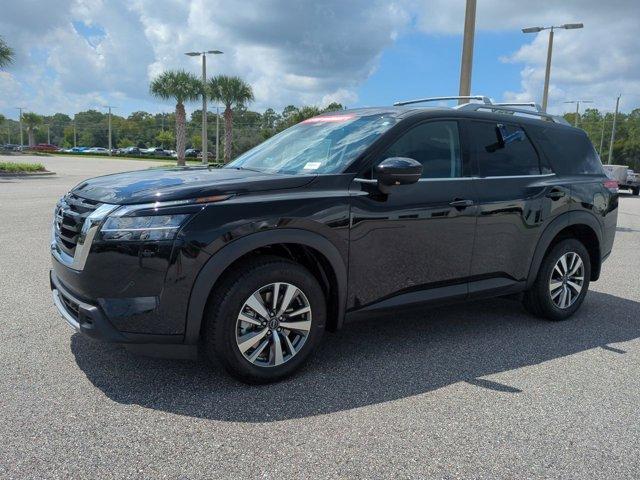 new 2024 Nissan Pathfinder car, priced at $39,048