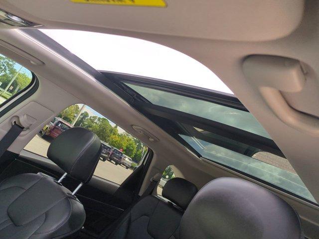used 2022 Kia Sorento car, priced at $25,000