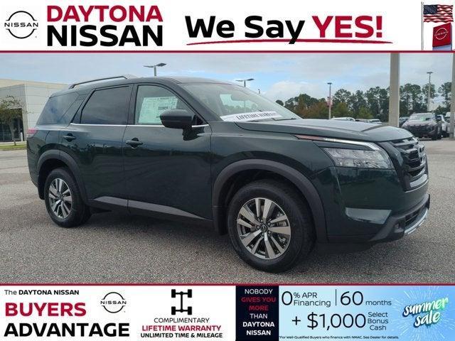 new 2025 Nissan Pathfinder car, priced at $39,613