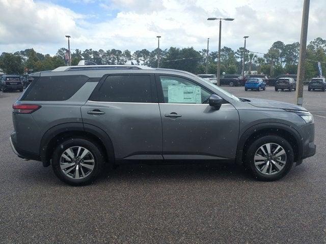 new 2025 Nissan Pathfinder car, priced at $39,220