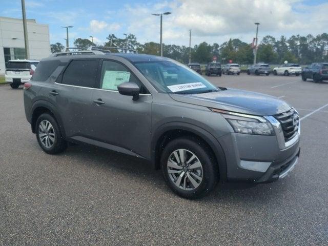 new 2025 Nissan Pathfinder car, priced at $39,220