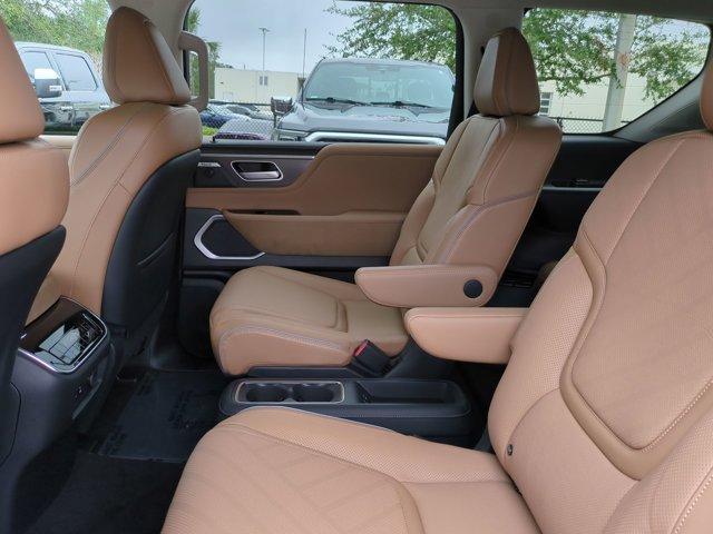 new 2025 INFINITI QX80 car, priced at $87,999