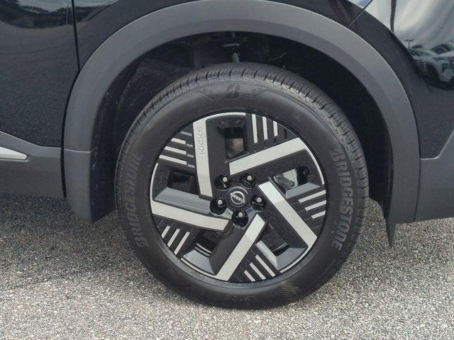 new 2026 Nissan Kicks car, priced at $24,178