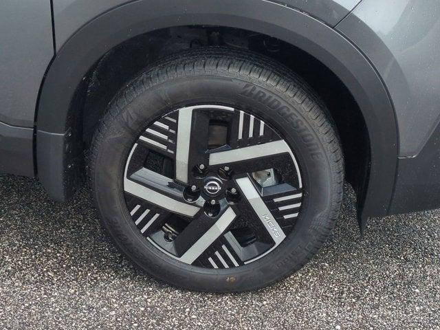 new 2025 Nissan Kicks car, priced at $24,565