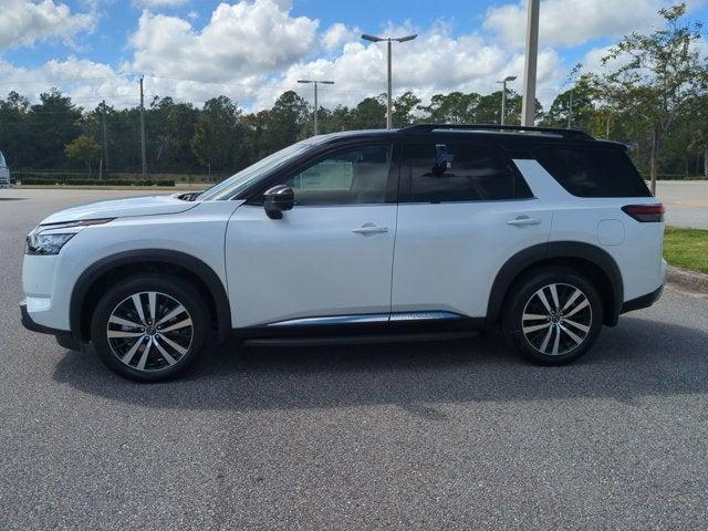 new 2025 Nissan Pathfinder car, priced at $44,112