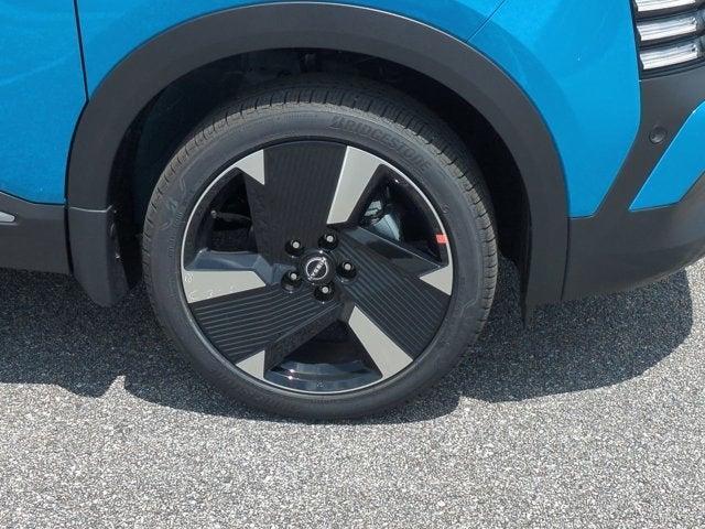 new 2025 Nissan Kicks car, priced at $30,067