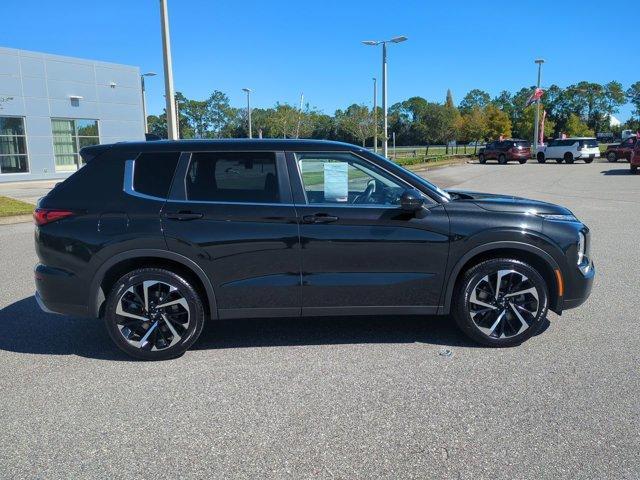 used 2024 Mitsubishi Outlander car, priced at $22,990