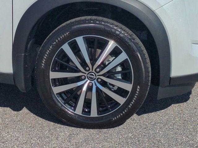 new 2025 Nissan Pathfinder car, priced at $44,671