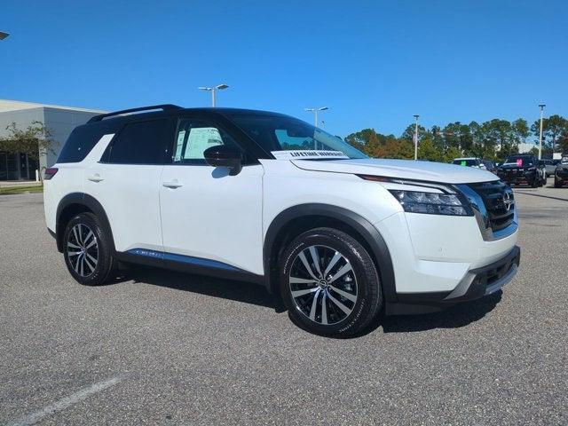 new 2025 Nissan Pathfinder car, priced at $44,671